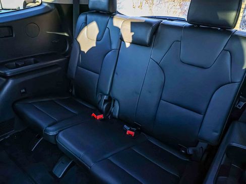 Certified 2022 Kia Telluride S image 22