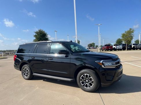 Used 2024 Ford Expedition Max XLT RWD image 7