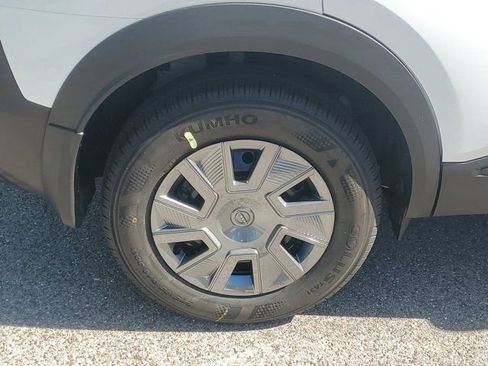 New 2026 Nissan Kicks S image 3