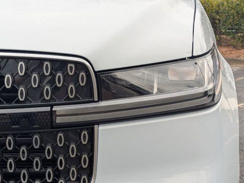 New 2026 Lincoln Navigator Reserve image 10