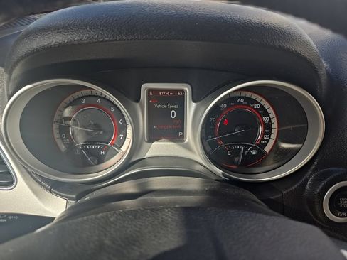 Used 2018 Dodge Journey GT w/ Nav & Sun Group FWD image 15