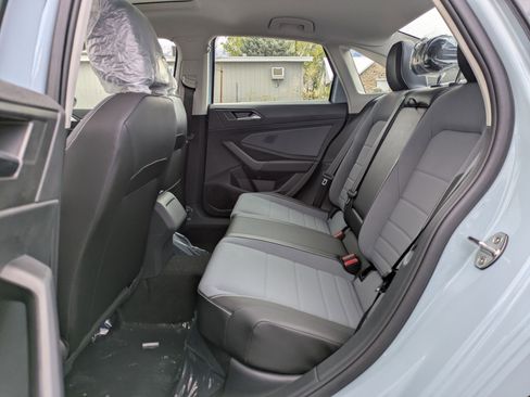 New 2026 Volkswagen Jetta SE image 16