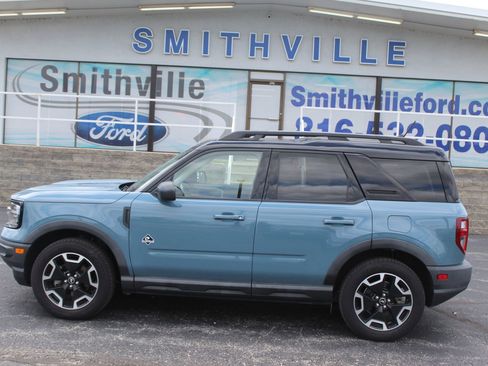 Used 2022 Ford Bronco Sport Outer Banks w/ Tech Package AWD/4WD image 4