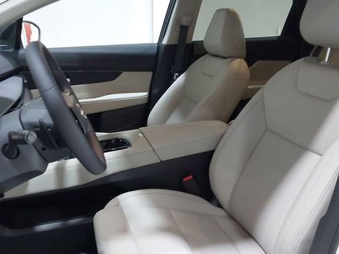New 2025 Nissan Murano SV w/ Cargo Package AWD/4WD image 20