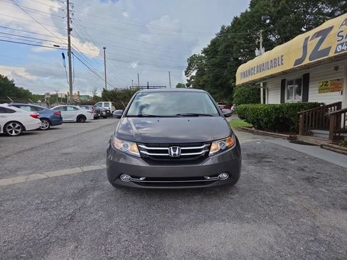 Used 2014 Honda Odyssey Touring Elite image 2