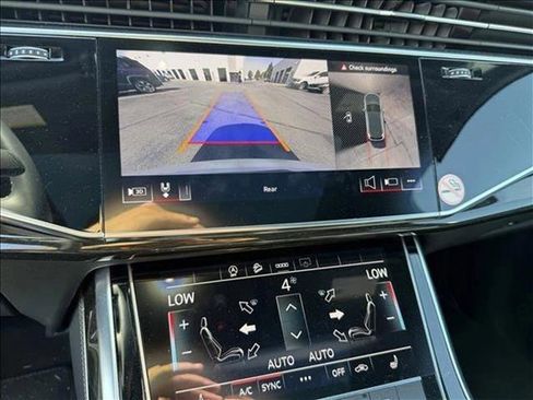 Used 2025 Audi Q7 3.0T Premium Plus image 17