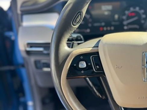 Used 2020 Lincoln Corsair Standard image 14