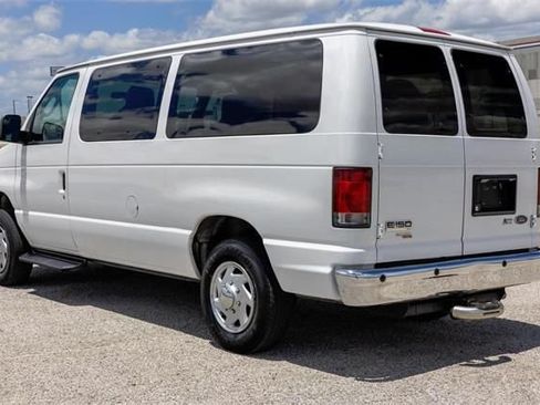 Used 2011 Ford E-150 and Econoline 150 RWD image 5