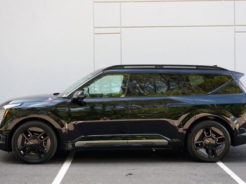 Used 2025 Kia EV9 GT-Line AWD/4WD image 53