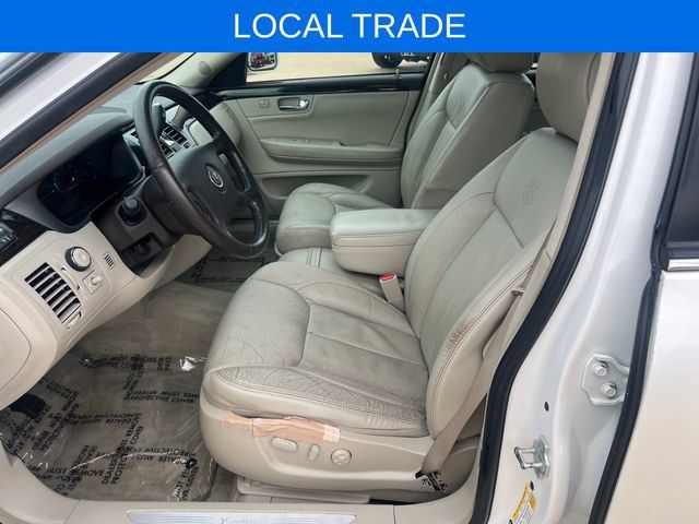 Used 2011 Cadillac DTS Luxury FWD image 12
