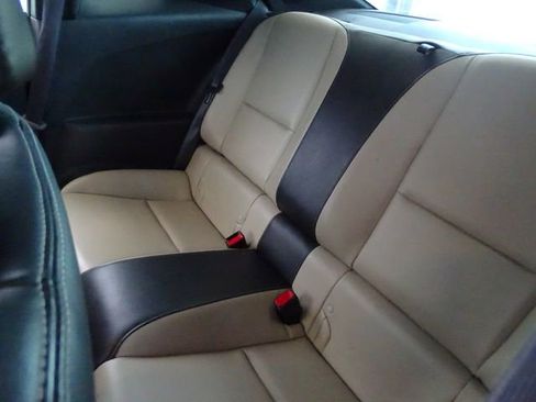 Used 2015 Chevrolet Camaro SS RWD image 9