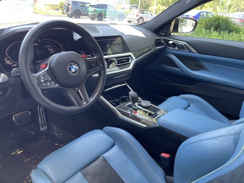 Used 2021 BMW M4 Competition w/ Executive Package RWD image 11