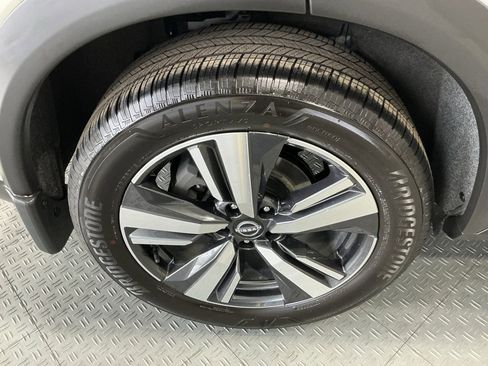 Used 2023 Nissan Rogue Platinum w/ Platinum Premium Package image 48