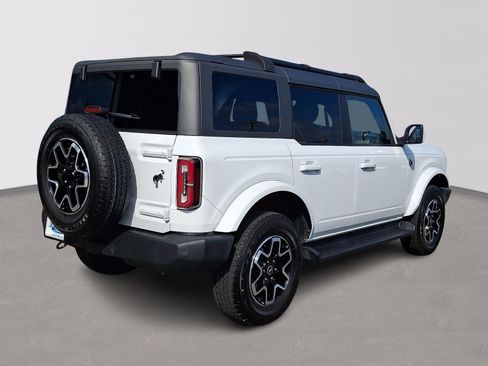 Used 2025 Ford Bronco Outer Banks AWD/4WD image 6