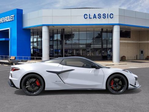 New 2027 Chevrolet Corvette Z06 RWD image 5