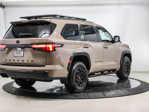Used 2025 Toyota Sequoia TRD Pro AWD/4WD image 4