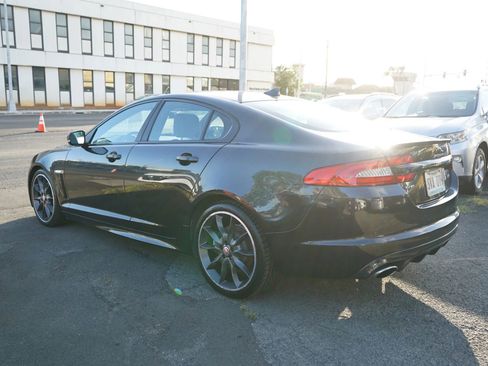 Used 2015 Jaguar XF Portfolio RWD image 25