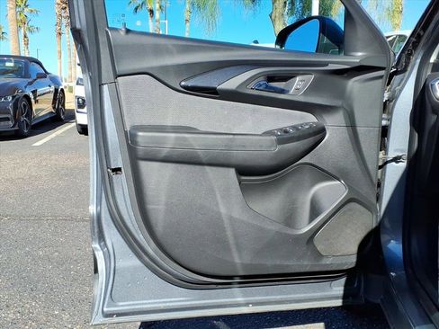 Used 2021 Chevrolet TrailBlazer LT w/ Convenience Package image 18