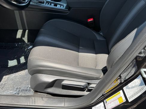 Used 2025 Honda Civic Sport image 14