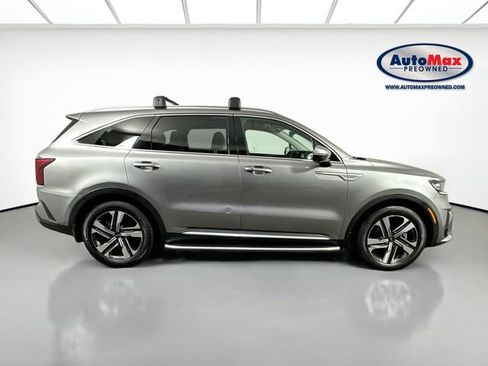 Used 2023 Kia Sorento SX Prestige w/ Panoramic Sunroof Package AWD/4WD image 10