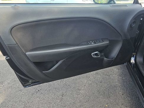 Used 2019 Dodge Challenger SXT w/ Driver Convenience Group AWD/4WD image 23
