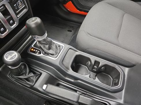 Used 2023 Jeep Wrangler Sport AWD/4WD image 27