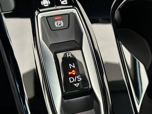 Certified 2025 Audi Q5 Premium w/ Convenience Package AWD/4WD image 22