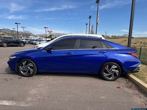 Certified 2024 Hyundai Elantra Limited FWD image 24