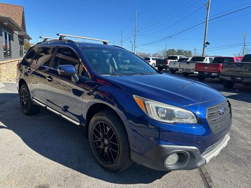 Used 2017 Subaru Outback 2.5i Touring w/ Popular Package #5A image 7