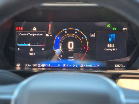 Used 2025 Chevrolet Colorado ZR2 AWD/4WD image 35