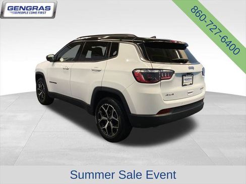 Certified 2025 Jeep Compass Limited AWD/4WD image 5