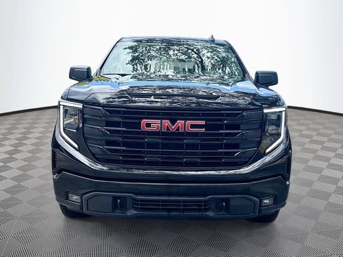 Used 2025 GMC Sierra 1500 Elevation AWD/4WD image 2