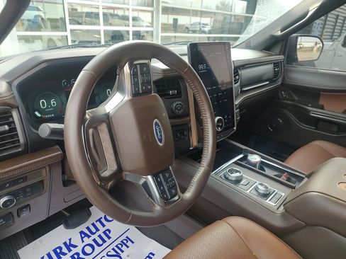 Used 2022 Ford Expedition Max King Ranch image 10