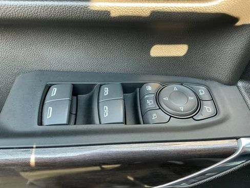 Used 2023 Chevrolet Silverado 3500 LTZ w/ LTZ Convenience Package AWD/4WD image 17