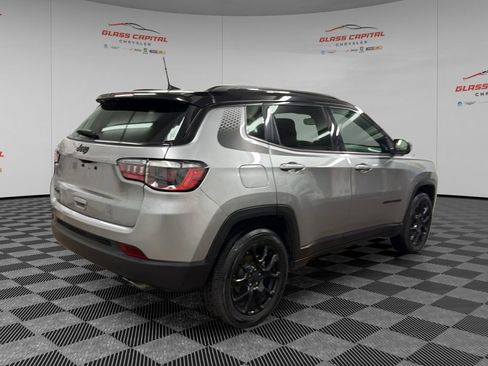 Used 2022 Jeep Compass Altitude image 7
