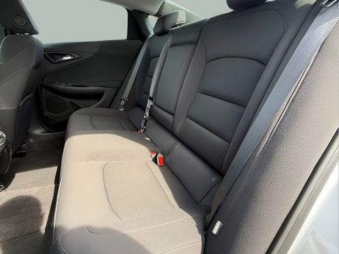 Used 2022 Chevrolet Malibu LT FWD image 13