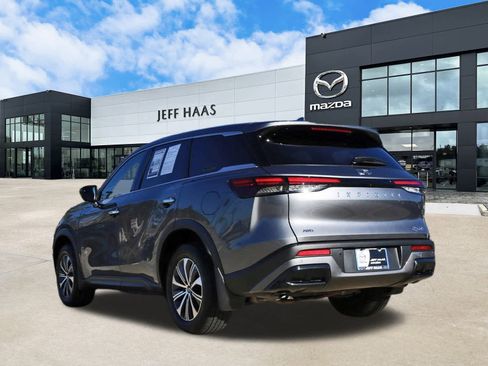 Used 2025 INFINITI QX60 Pure image 2