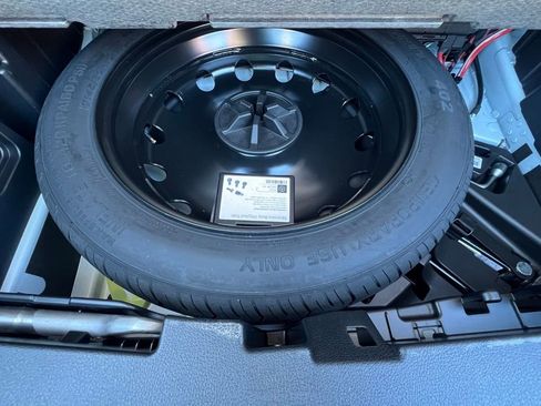 Certified 2024 Mercedes-Benz GLC 300 4MATIC image 38