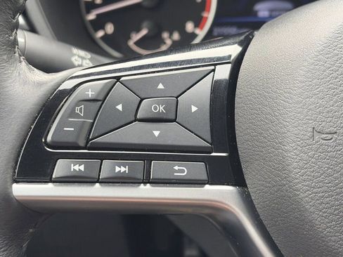 Used 2023 Nissan Altima 2.5 SV w/ SV Premium Package image 21