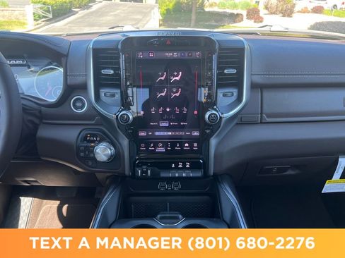 New 2026 RAM 1500 Laramie AWD/4WD image 17