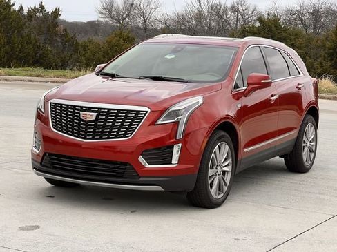 New 2025 Cadillac XT5 Premium Luxury image 8