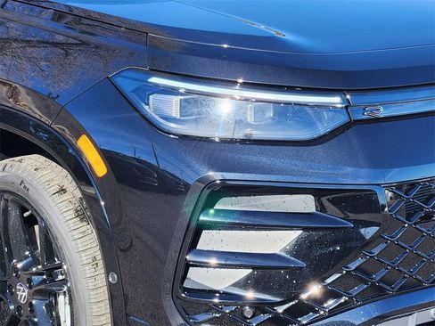 New 2026 Volkswagen Tiguan SE R-Line image 27