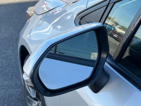 Used 2022 Toyota Corolla SE FWD image 8