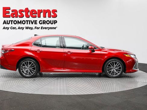 Used 2023 Toyota Camry XLE w/ Navigation Package FWD image 4
