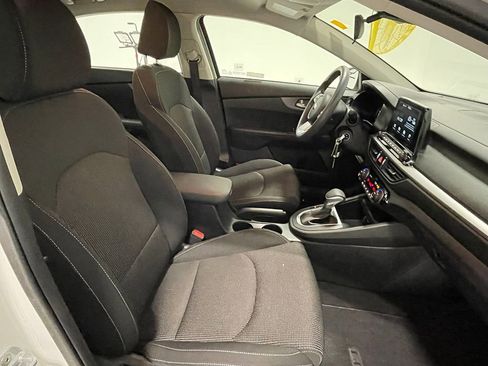 Used 2019 Kia Forte LXS image 22