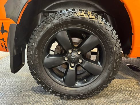 Used 2015 RAM 1500 Sport w/ Ignition Orange Sport Package AWD/4WD image 38