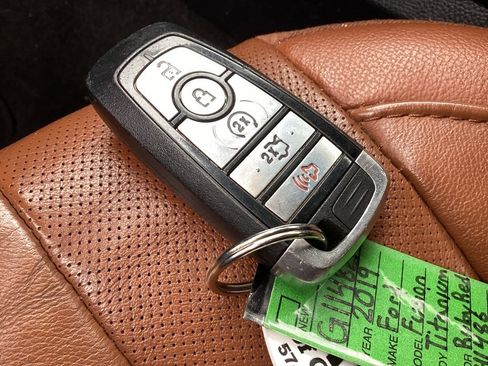 Used 2019 Ford Fusion Titanium image 35