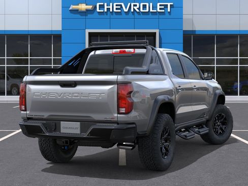 New 2026 Chevrolet Colorado ZR2 w/ Midnight Edition AWD/4WD image 4