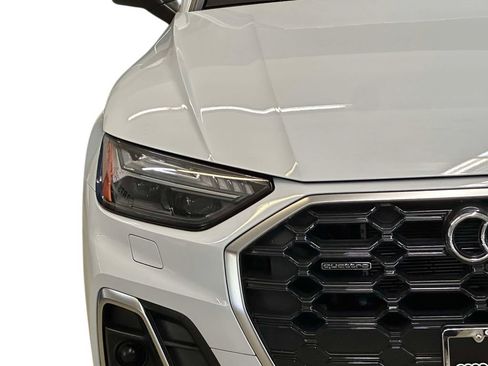 Certified 2023 Audi Q5 e Prestige AWD/4WD image 18