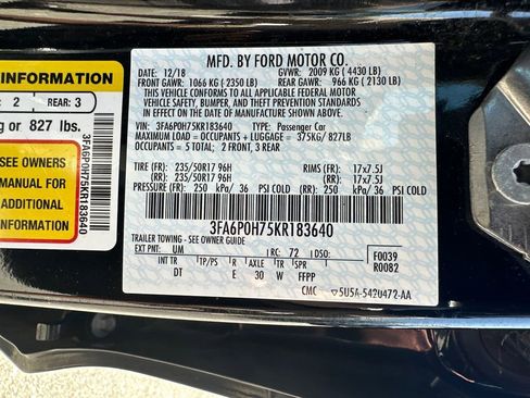 Used 2019 Ford Fusion SE FWD image 31